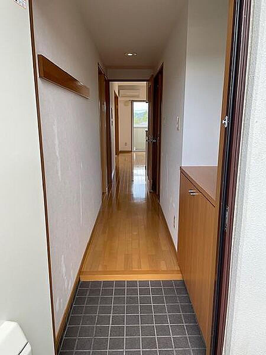 颯 GRAND HILLS の玄関