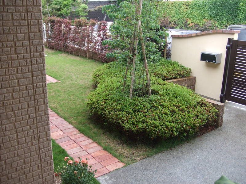 レンガと植栽の写真3