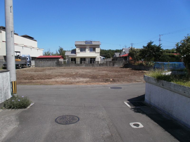 樹木伐採後整地の写真2
