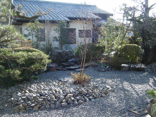和風庭園　改造2　（枯山水）の写真2