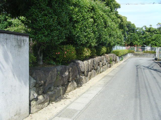 崩石積み　解体後復旧　（日向石と都濃石）の写真1