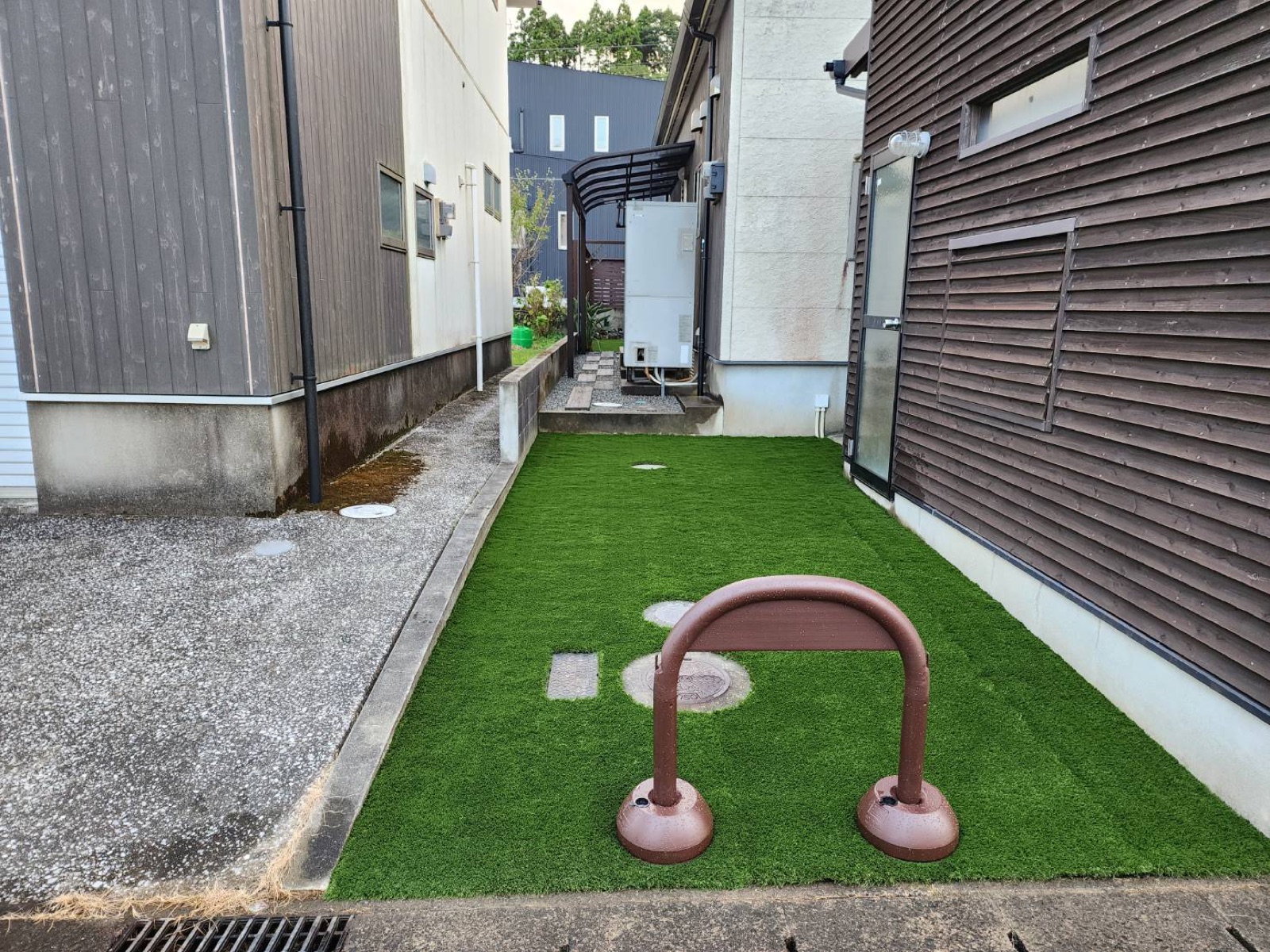 建物際の通路